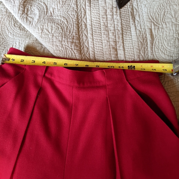 Red Jones New York Wool crepe cuffed dress pants 12 - Picture 2 of 6